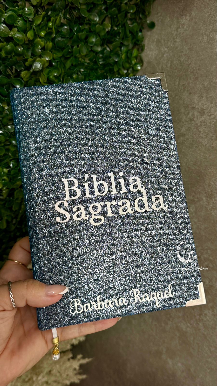 Bíblia glitter azul